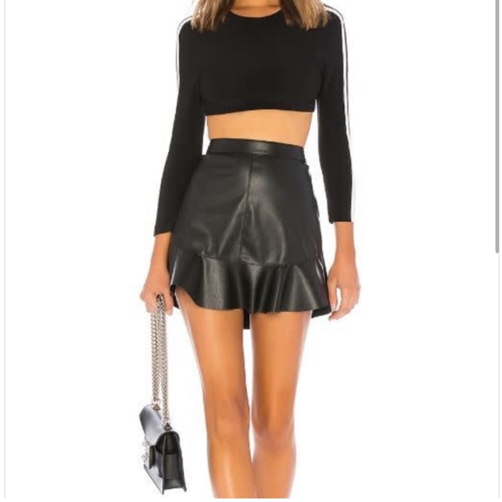 BB Dakota Faux Leather Skirt -Size 4 Excellent Condtion. Barely worn.